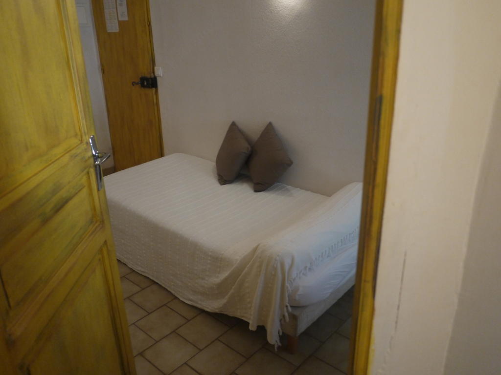 Auberge Des Seguins Buoux ห้อง รูปภาพ
